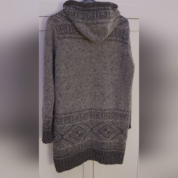 Inis Crafts Ireland long cardigan - Picture 10 of 15